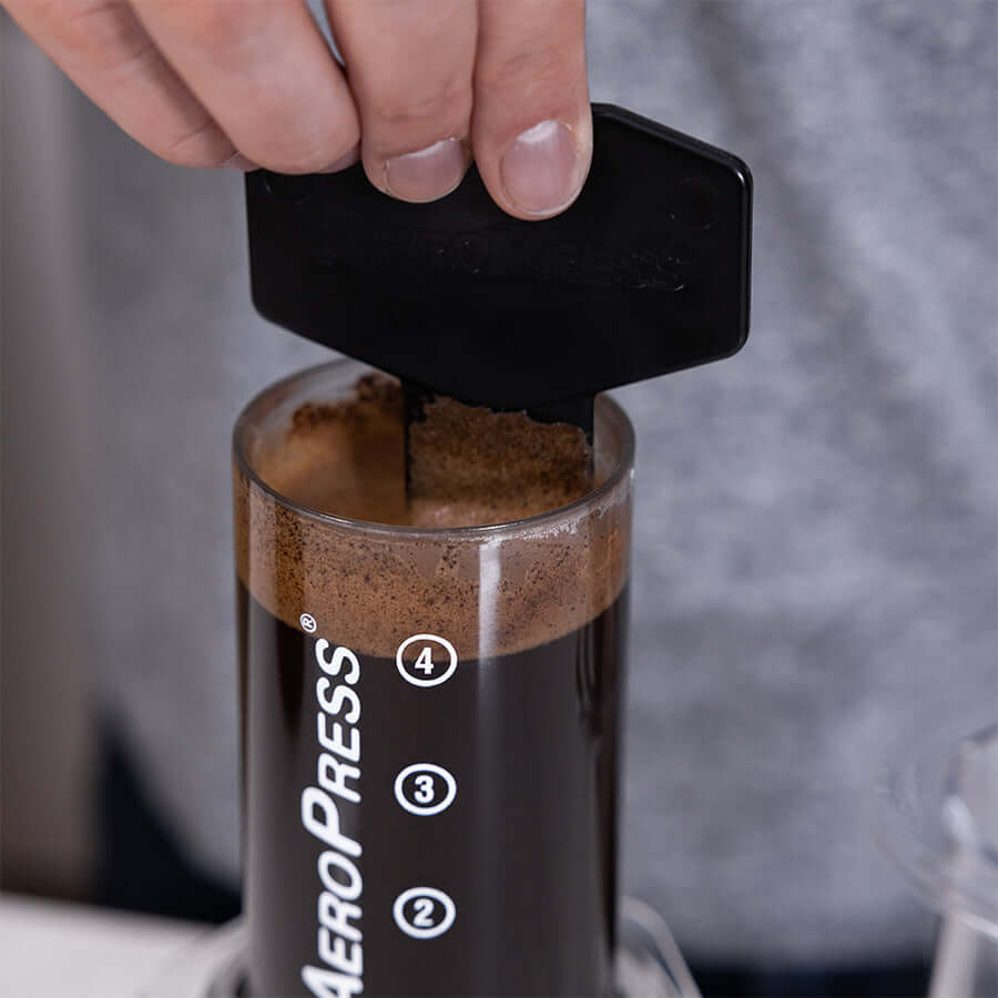 
                  
                    Entdecken Sie die Welt des Kaffees mit der AEROPRESS einkaufen Clear Kaffeepresse für unterwegs
                  
                